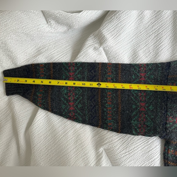 Burberry Mens 100% Wool Gray Scotland Winter Sweater - Picture 4 of 6